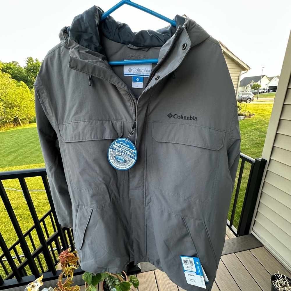 Columbia Gray Raincoat Lightweight Outdoor Essential